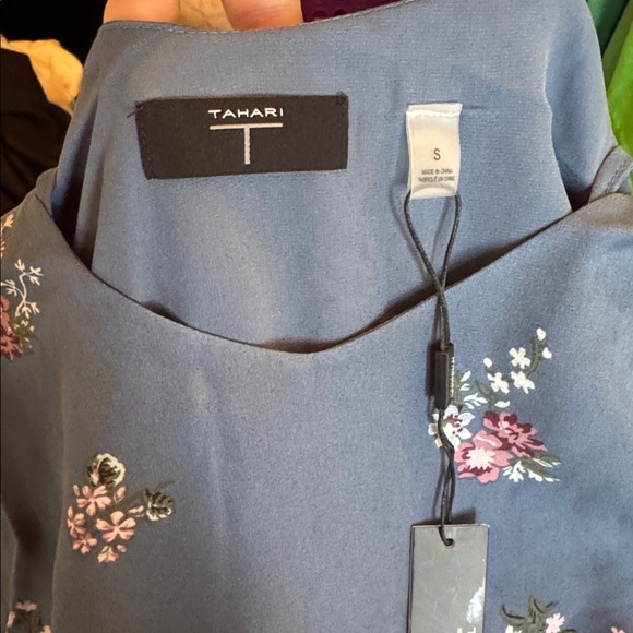 T TAHARI Camisole Blouse Size S Slate Blue Floral Print Spaghetti Strap Top - Picture 6 of 8
